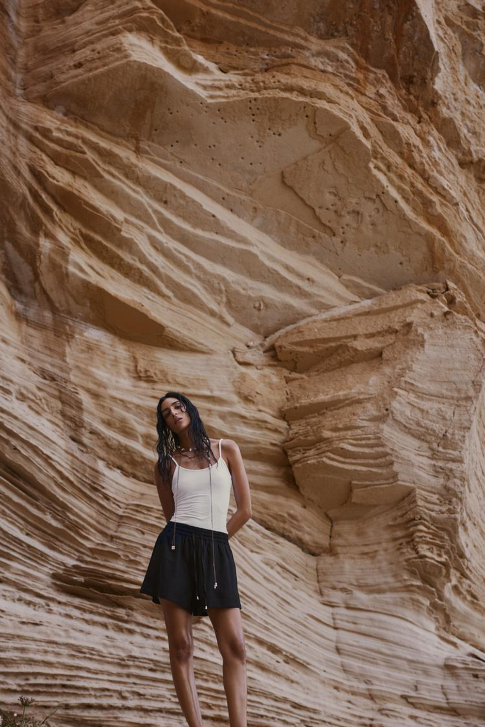 ZARA ТОП ИЗ ПОЛИАМИДА НА ТОНКИХ БРЕТЕЛЯХ, ЭКРЮ