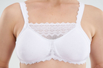 Бюстгальтер ортопедический после мастэктомии с манишкой Amoena Dana без косточек, белый, 80AA