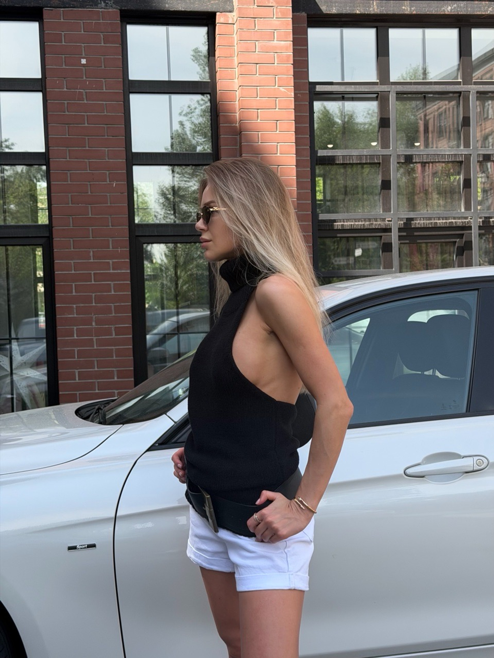 Топ-халтер BELLA