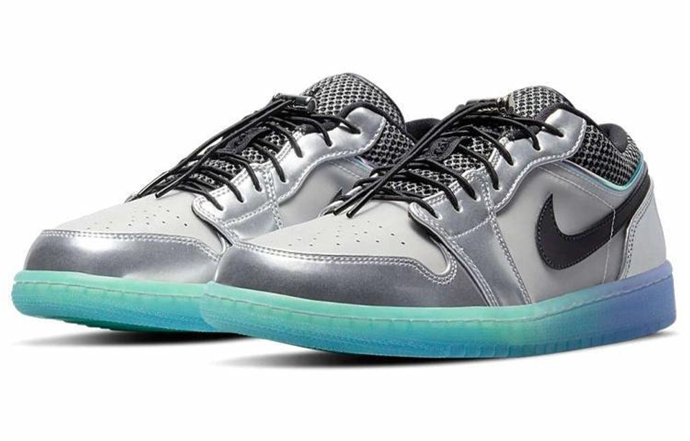 Кроссовки Jordan Air Jordan 1 Low Se "Toggle Silver" (Женская размерная сетка)