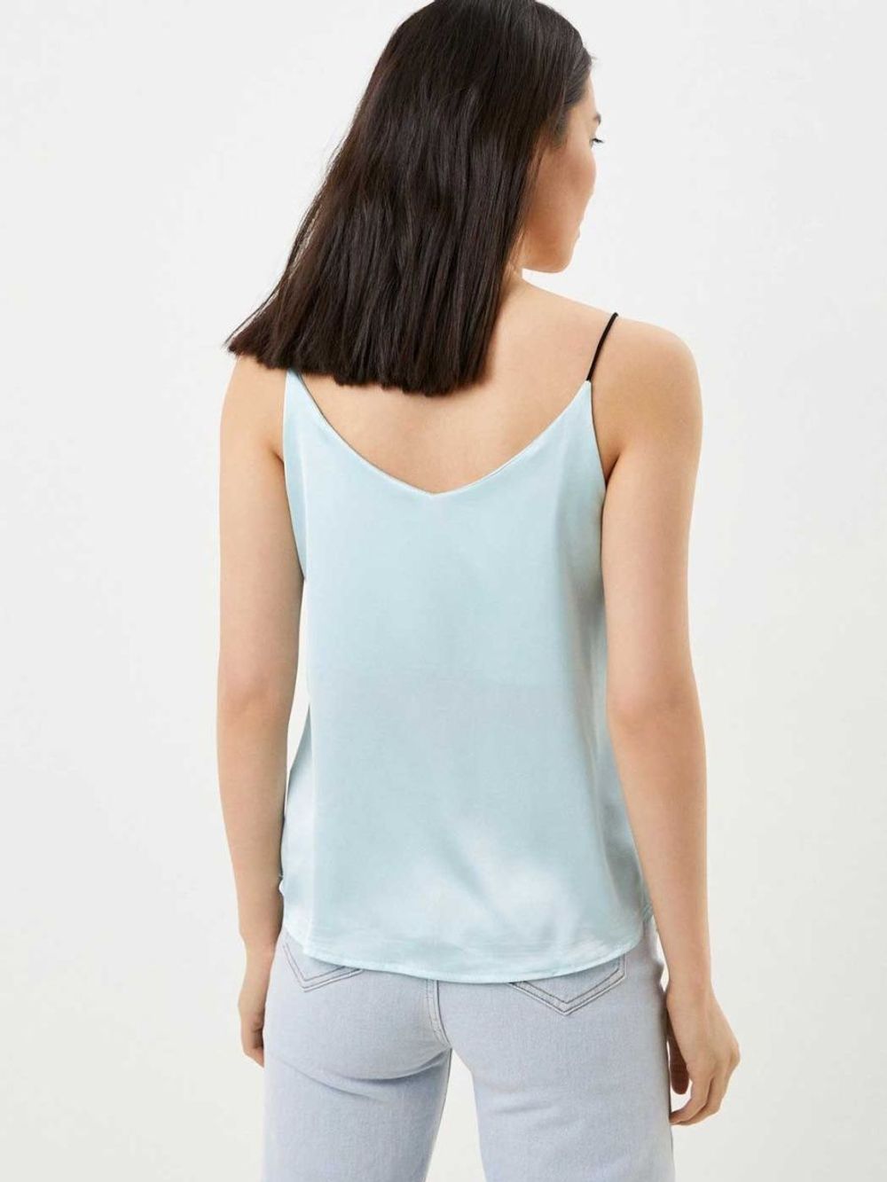 Топ на бретелях