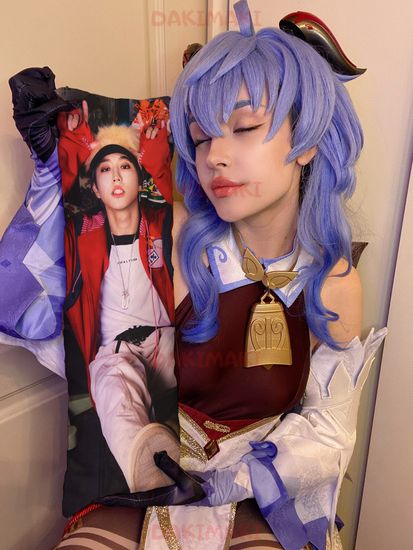 Мини дакимакура Хан Джисон из Стрей Кидс арт. M1111, 60х20 см