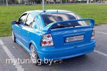 Спойлер V.1 для Opel Astra G hatchback