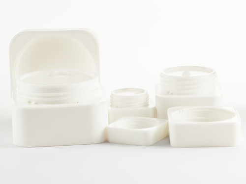 Квадратная банка с внутренней крышкой белая