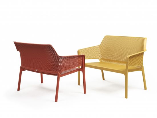 Диван пластиковый Net Bench коралловый