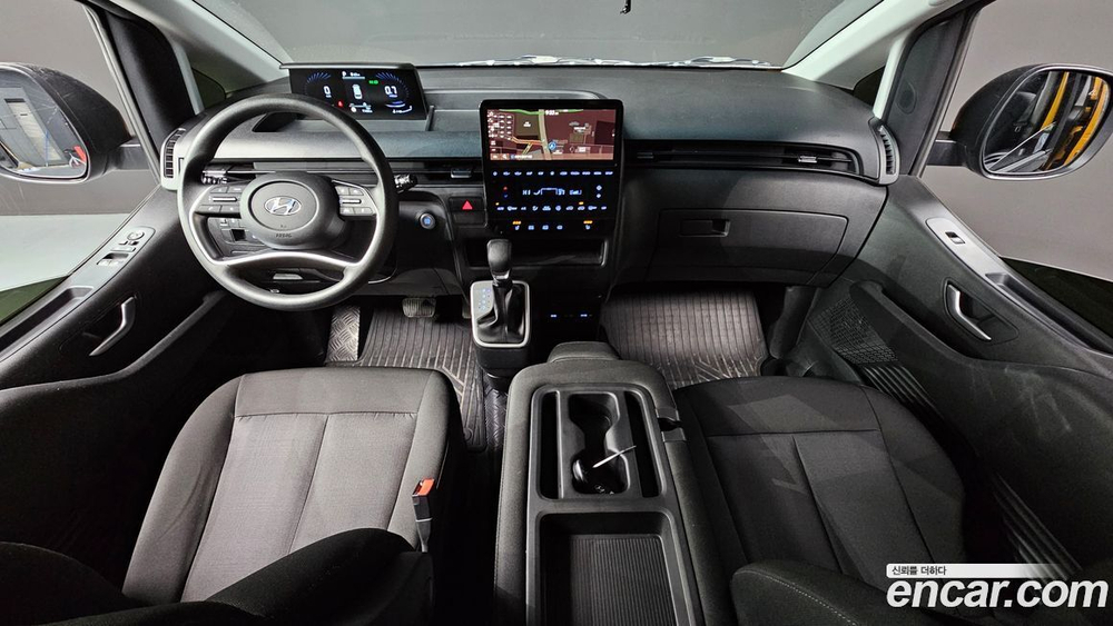 Hyundai Staria Tourer 11-и местный (11.2021)