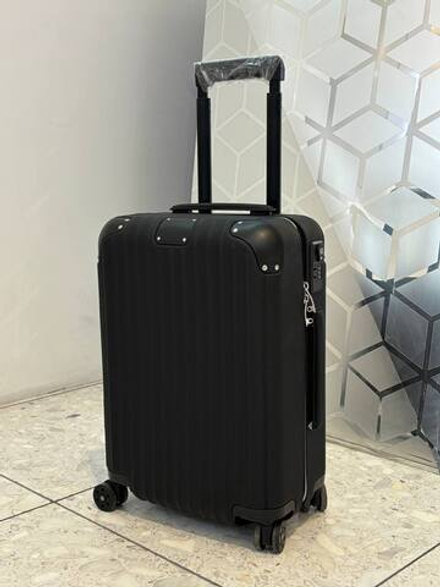 Чемодан Rimowa