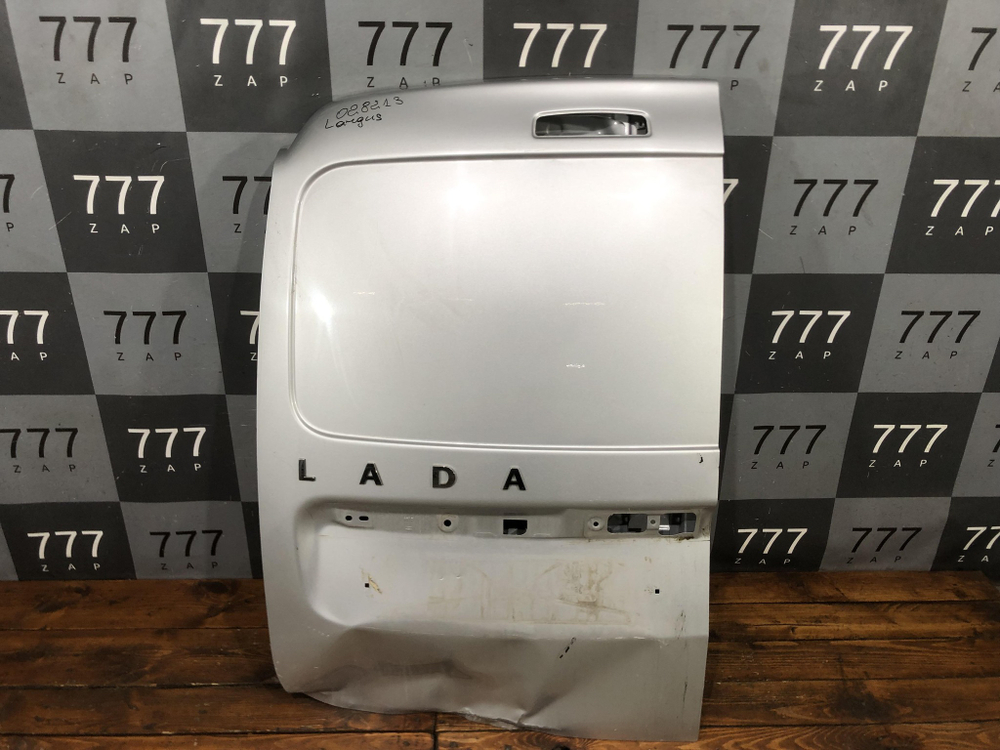 Дверь багажника левая глухая Lada Largus 12-нв Б/У Оригинал 901010231R