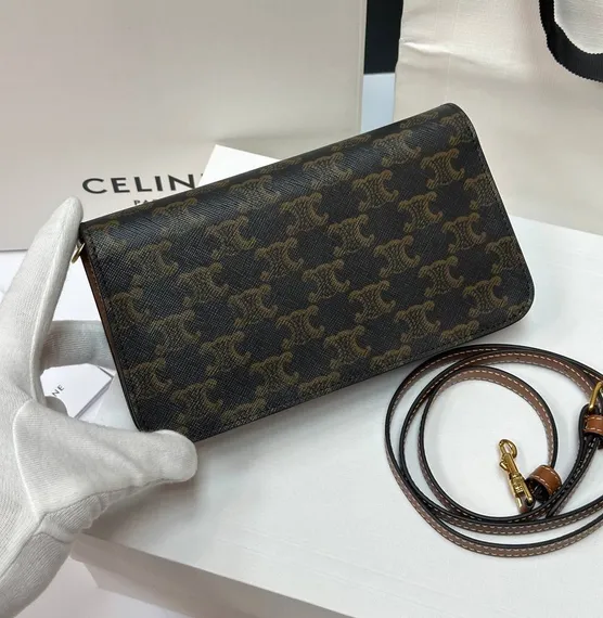 Сумка CELINE Multipochette Triomphe