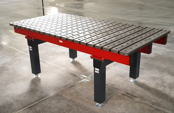 Сборочно-сварочный стол чугунный D28 серии 1500, СЛОТ-СТОЛ