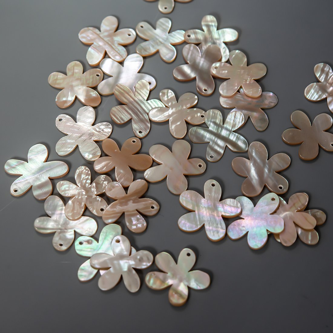 Цветок из перламутра морских ракушек, 15мм, карамельный