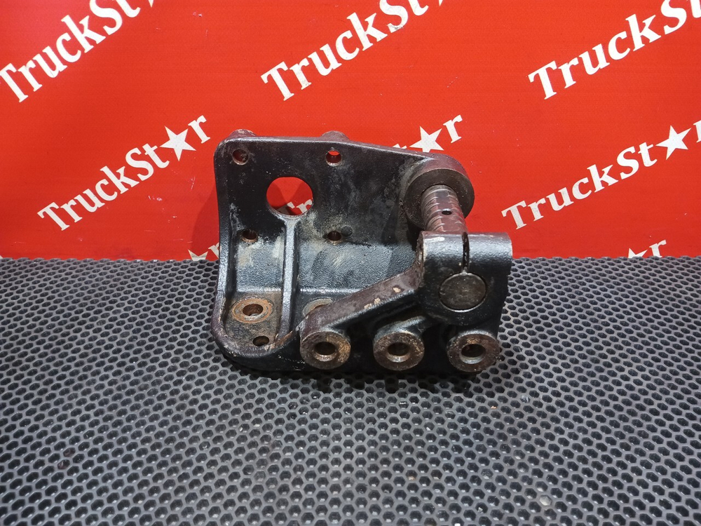 Кронштейн рессоры передней левый 2023г.