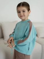 Спортивный костюм для девочки в школу