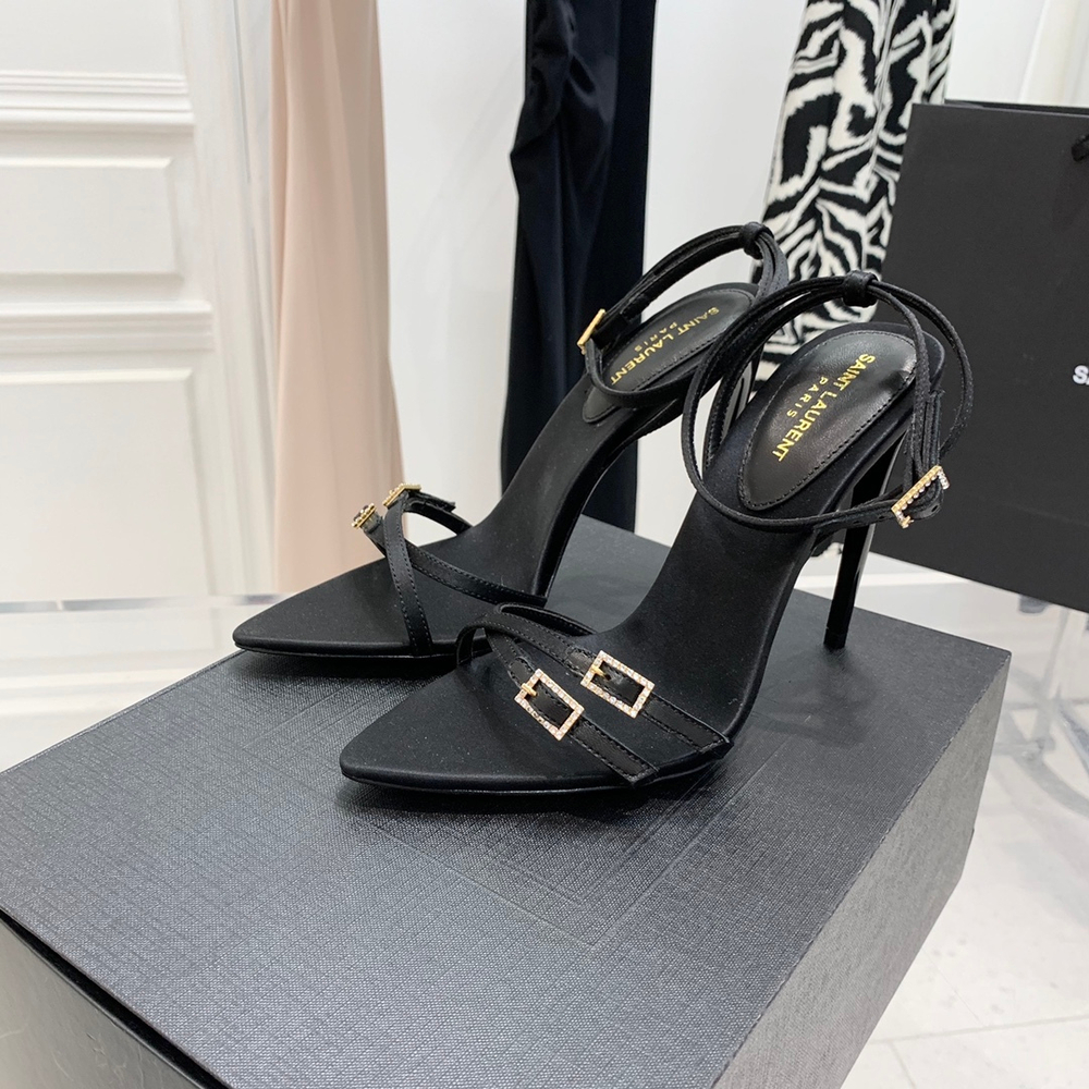 Saint Laurent Pumps