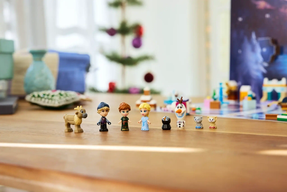 Конструктор LEGO Disney 43273 Адвент календарь 2025