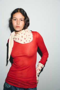 ZARA ТРИКОТАЖНАЯ БАНДАНА С ЦВЕТОЧНЫМ ПРИНТОМ, ЭКРЮ