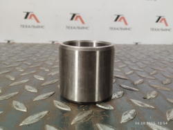 Втулка 2J-8489