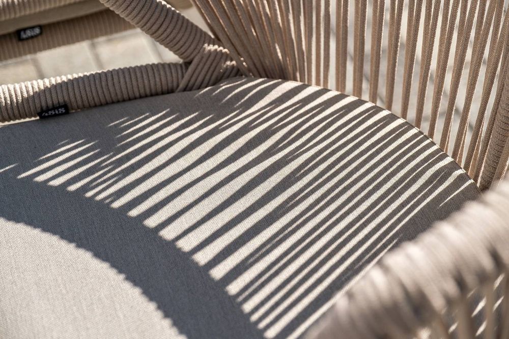 "Венето" обеденная группа на 6 персон со стульями "Милан", каркас белый, роуп бежевый