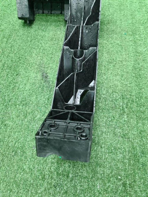 Кронштейн фары левый Москвич 3 (2022-н.в.)