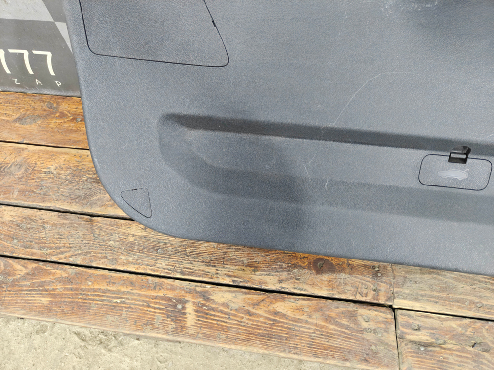 Обшивка крышки багажника Geely Coolray 19-нв Б/У Оригинал 6600058369
