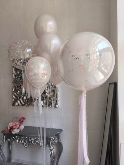 Шары для МАМЫ стеклянный шар с букетом 001