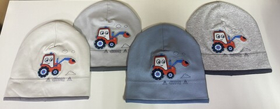 Шапка трикотажная однослойная на мальчика из хлопка ,размер 46-48, цвета в ассортименте