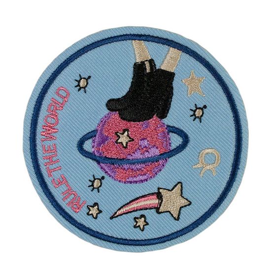 Нашивка термоаппликация на одежду и на рюкзак. Rule The World