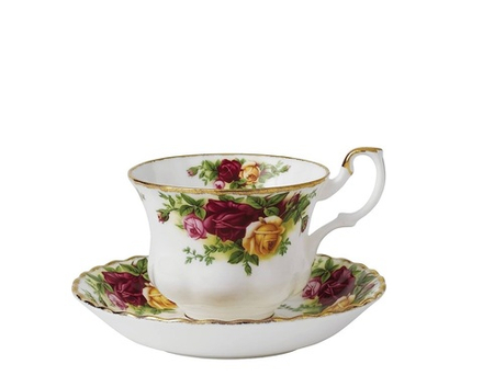 Royal Albert - Чашка и блюдце Old County Roses для чая 250мл / артикул   IOLCOR04698  / GTIN 798901569183