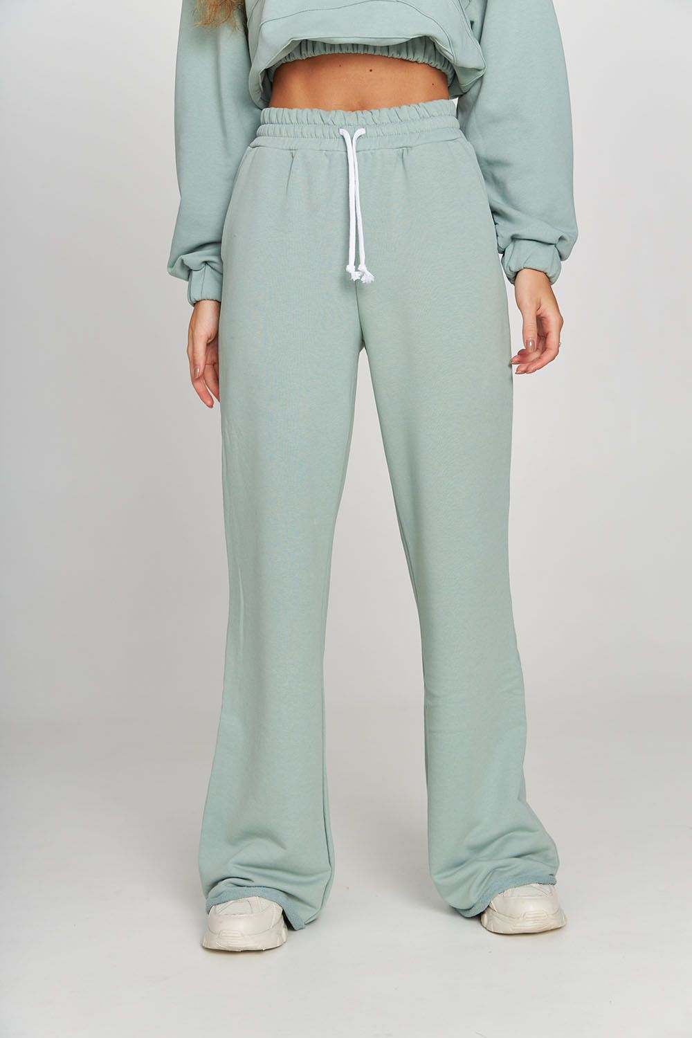 Брюки клеш из футера в цвете холодная мята