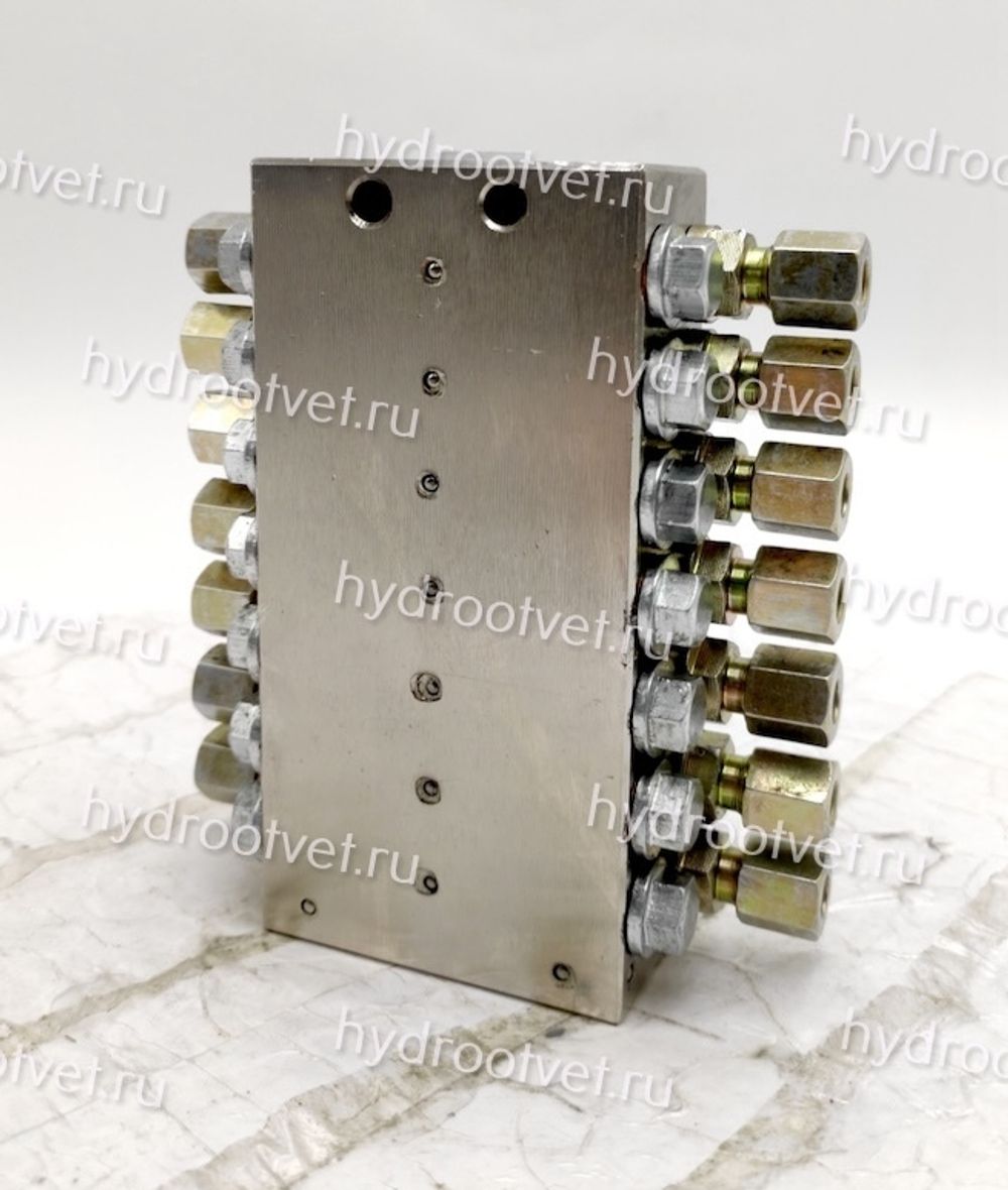 SSV-14 - Питатель для прогрессивных систем смазки с рабочим давлением 300 бар, количество выходов 14