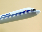 Модель самолета Ил-62М (М1:100, Дальавиа)