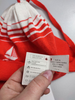 Шапка Amal на завязках, новая