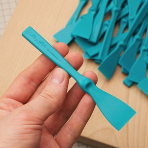 Шпатель Amy Roke бирюзовый 22 мм