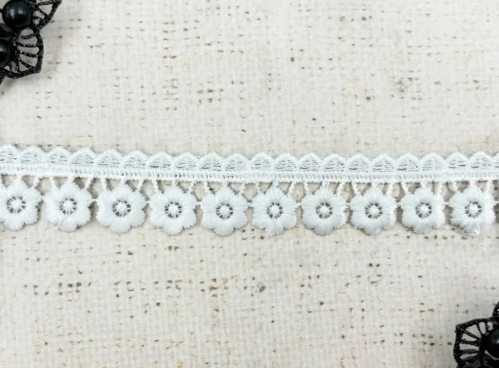 Кружево плетеное, ш. 2 см, белый