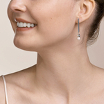 Серьги Coeur de Lion Asymmetry White-Silver 1102/21-1417 цвет серебряный, белый