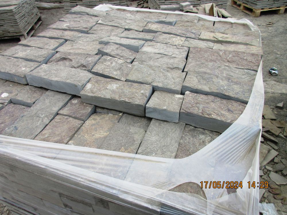 Paving stones sandstone sawn Gray /m2