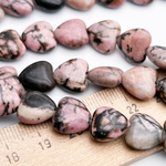 Родонит бусины, сердце, размер около 12 мм, цена за 8 шт (1/4 нити)