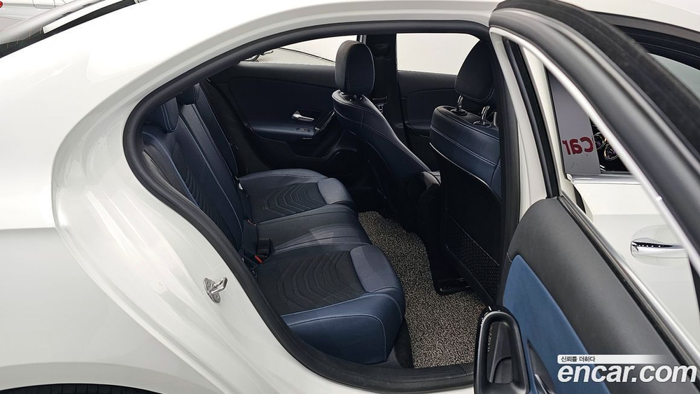 Mercedes-Benz A-Class W177 A220 Sedan (04.2020)