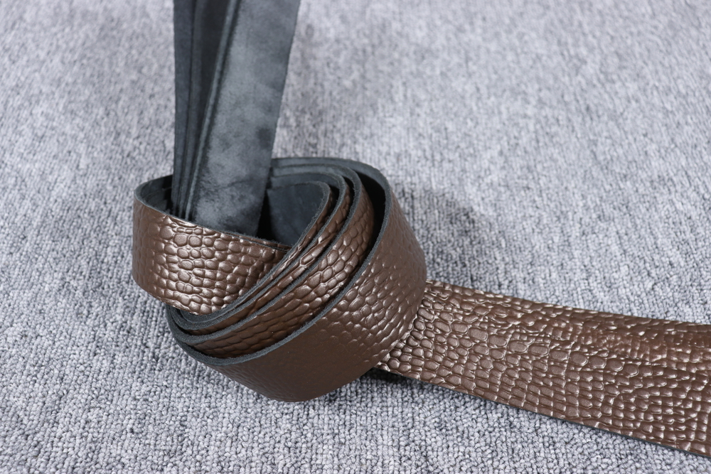 Ременная заготовка Черно-коричневая с лицевой отделкой + плита Шаргень