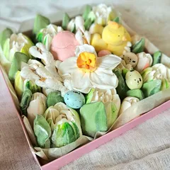 Зефир пасхальный «Цыпленок с цветами» / 18*18 см