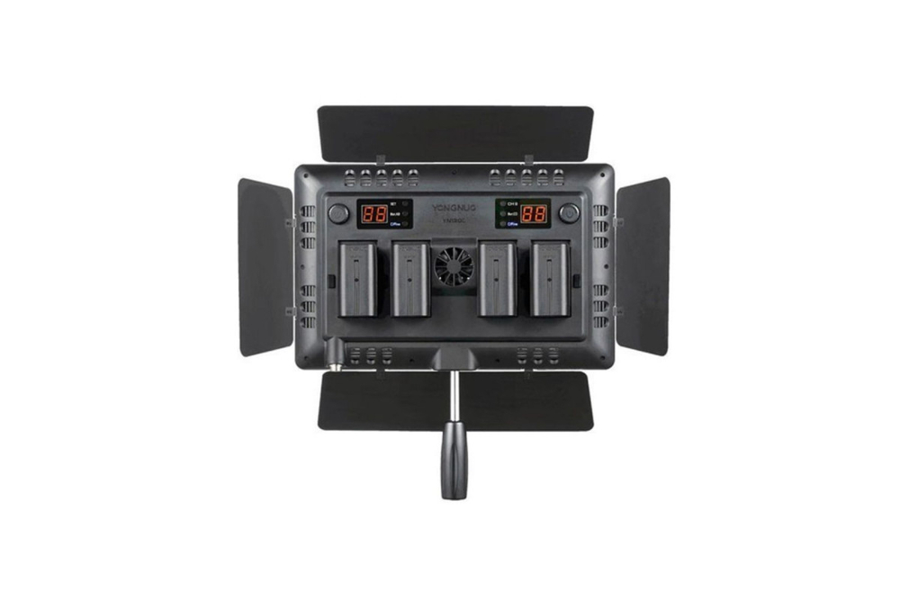 Светодиодный осветитель Yongnuo YN-1200 LED 3200-5500K