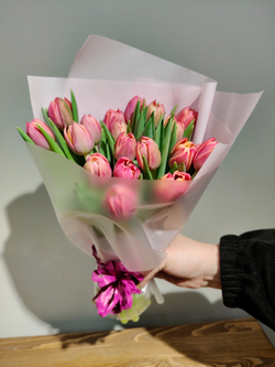 Яркий букет пионовидных тюльпанов (М0060)