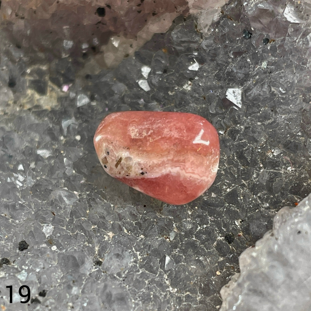 58395 Родохрозит Бусина галтовка 13-14,5 мм-9