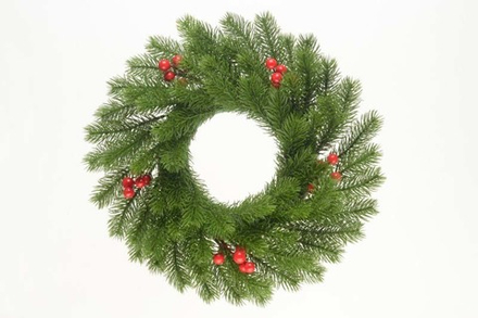 Новогодний венок с ягодами 36 см.