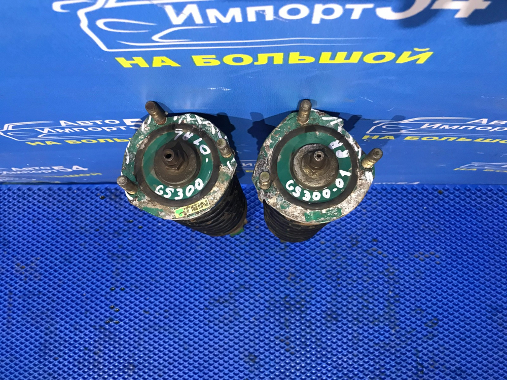 Стойка передняя правая LEXUS GS300 1999