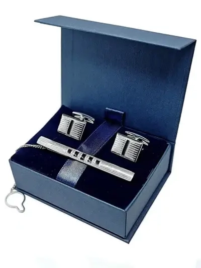 Ювелирный комплект для галстука