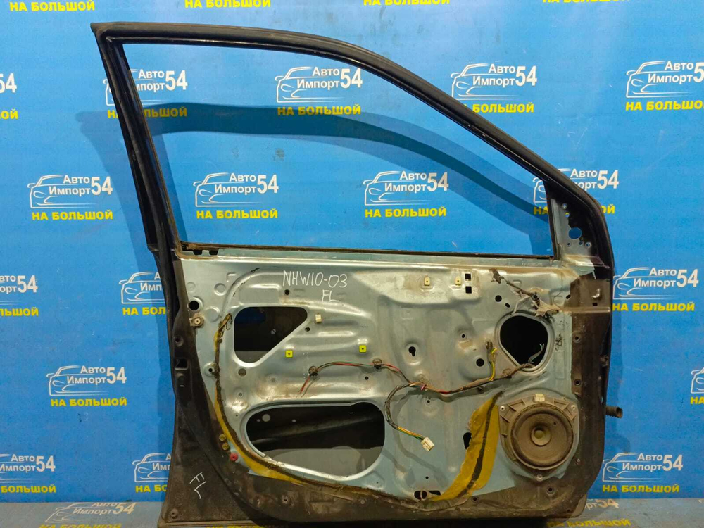 Дверь передняя левая TOYOTA PRIUS 1999