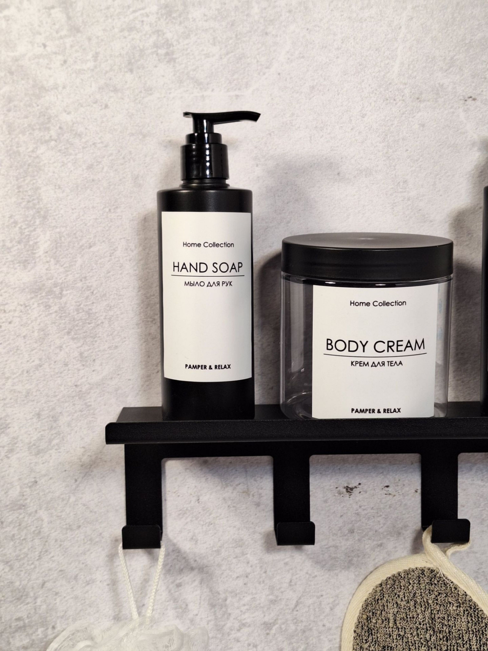 Полка настенная с крючками MetaDec Hook 30см черная