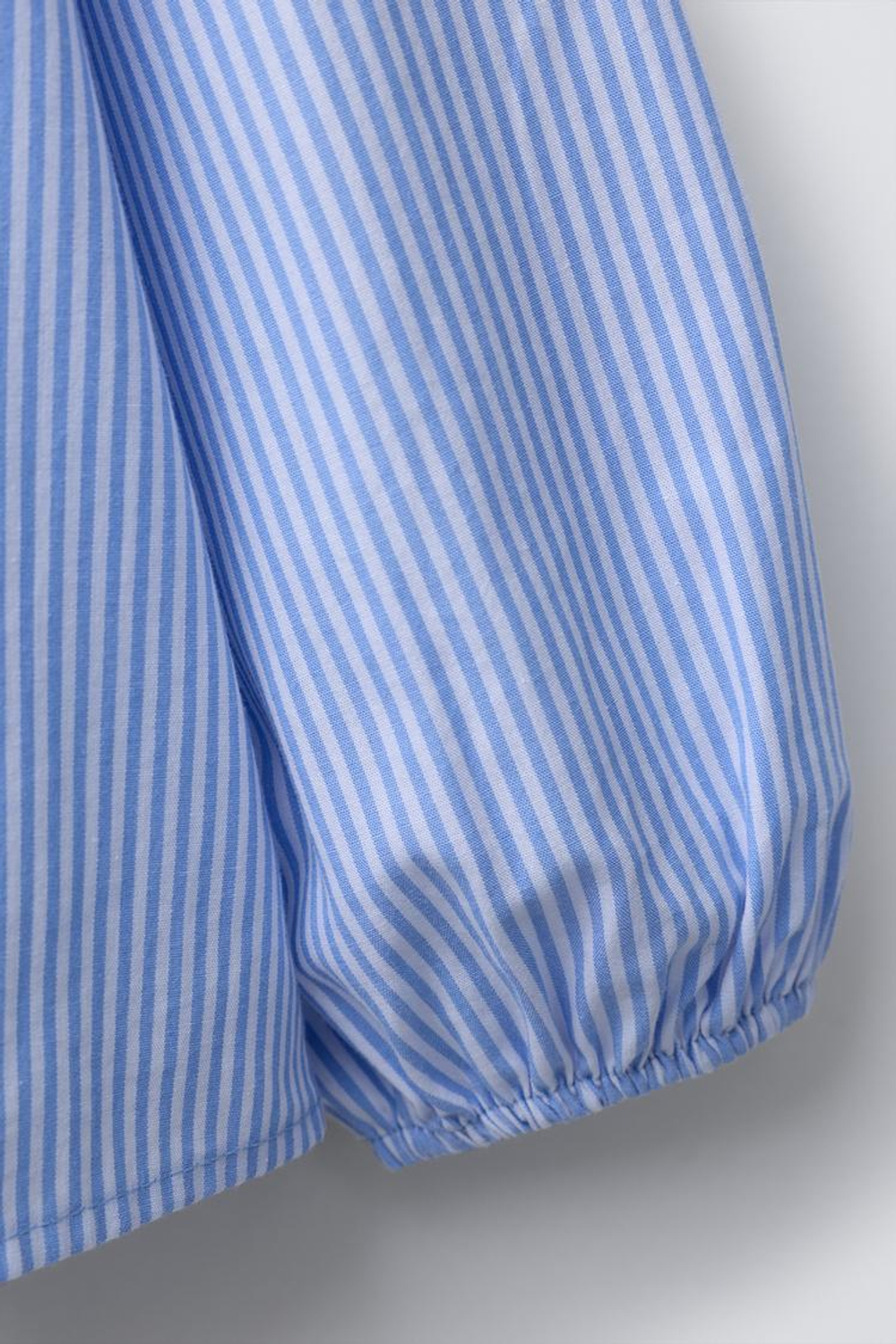 ZARA РУБАШКА В ПОЛОСКУ С ВОРОТНИКОМ В ВИДЕ СЕРДЕЦ, СИНИЙ