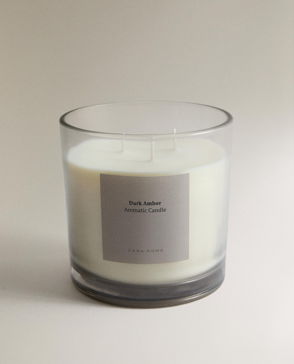 Zara Home Свеча ароматическая Dark Amber 620 г, растительный воск, аромат восточный древесный, Коричневый